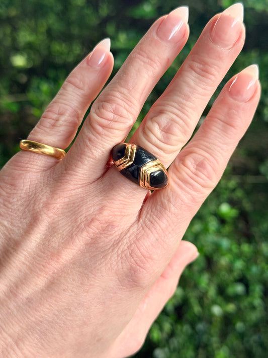 Vintage Bvlgari Domed Onyx and Gold Ring