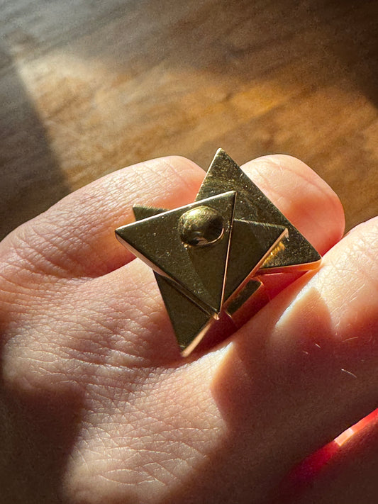 Vintage 18k Weighted Triangle Spinner Ring