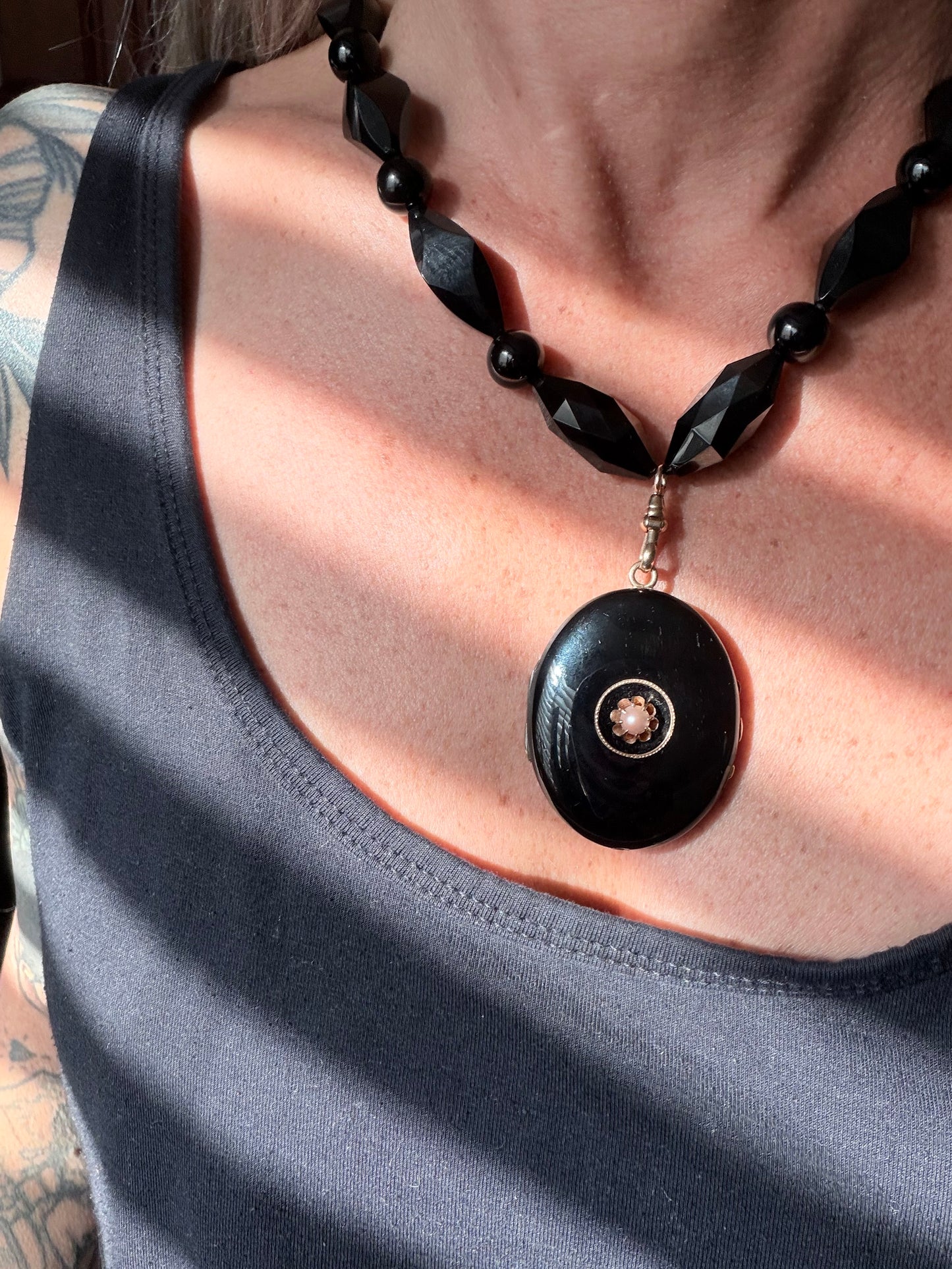 Antique Onyx and Pearl Chunky Chain Locket