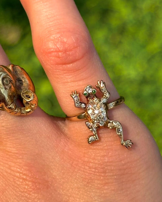 Estate 14k Yellow Gold Pavé Diamond Frog Ring