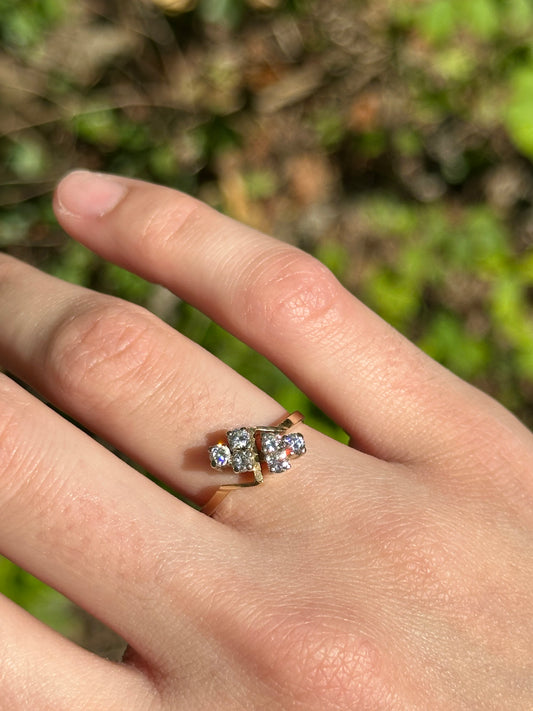 Vintage 14k Yellow Gold Diamond Zig Zag Ring