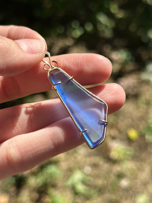 Vintage 14k Yellow Gold Blue Sea Glass Pendant