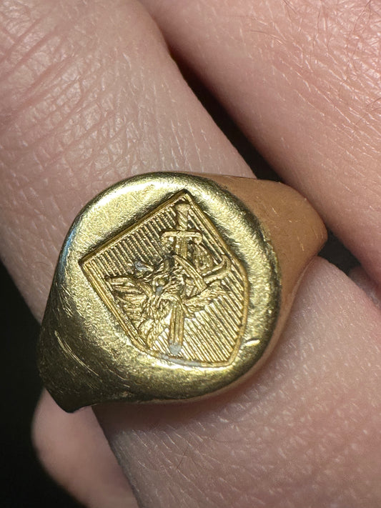 Antique 18ct Yellow Gold UK Chunky Signet Ring