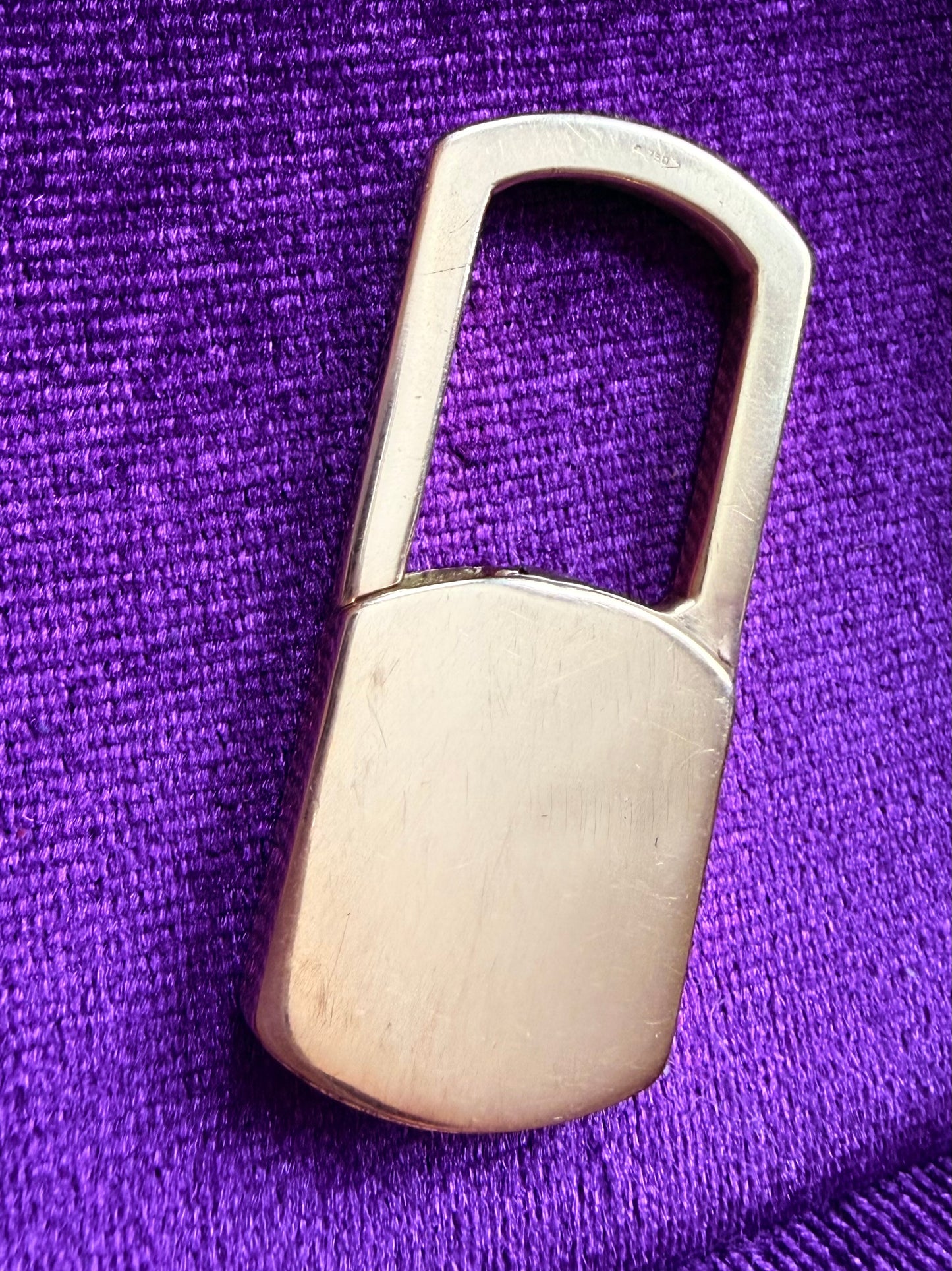 Vintage Heavy 18k Padlock Clip