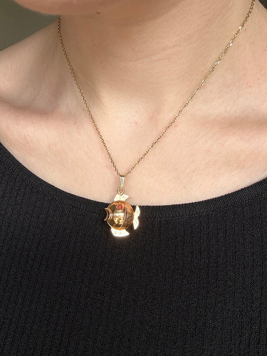 Mid Century 18k Yellow Gold Coral Bubble Fish Pendant