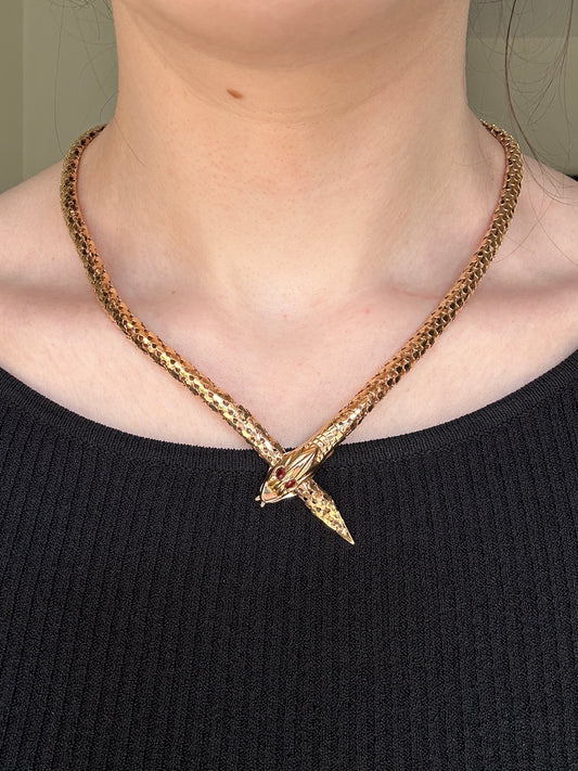 Vintage 18k Italian Yellow Gold Garnet Snake Ouroboros Necklace