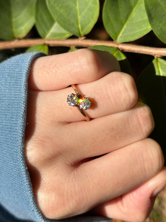 Antique Old Mine Cut Diamond Gold Toi et Moi Ring
