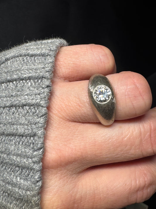 Vintage Florentine Dome Flush Set Diamond Ring