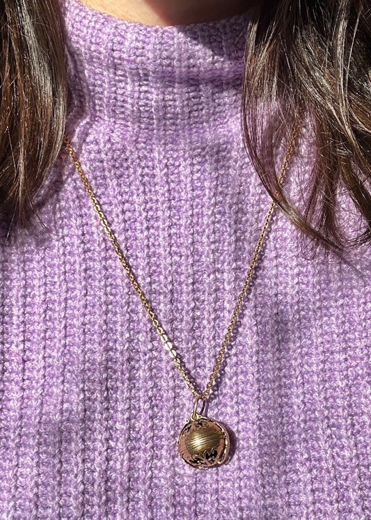 Antique 14k Yellow Gold Orb Locket