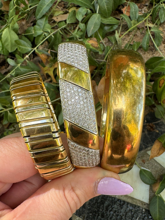 Vintage Pavé Diamond and 18k Yellow Gold Bangle Bracelet