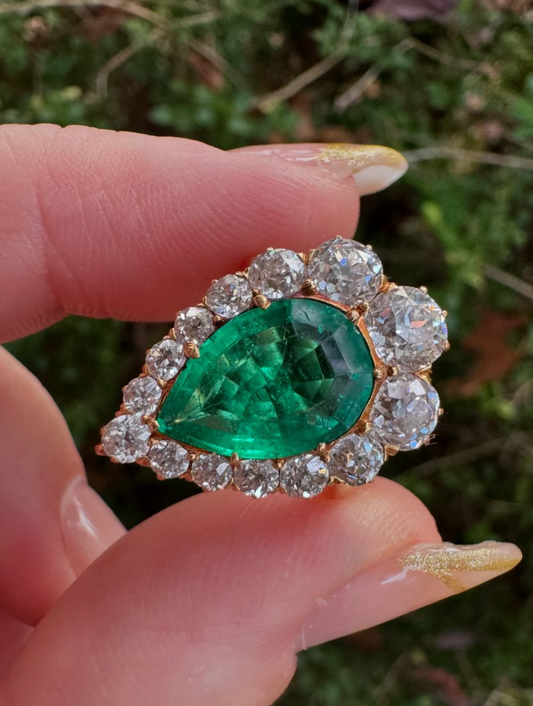 Antique Colombian Emerald and Old Mine Cut Diamond Ring