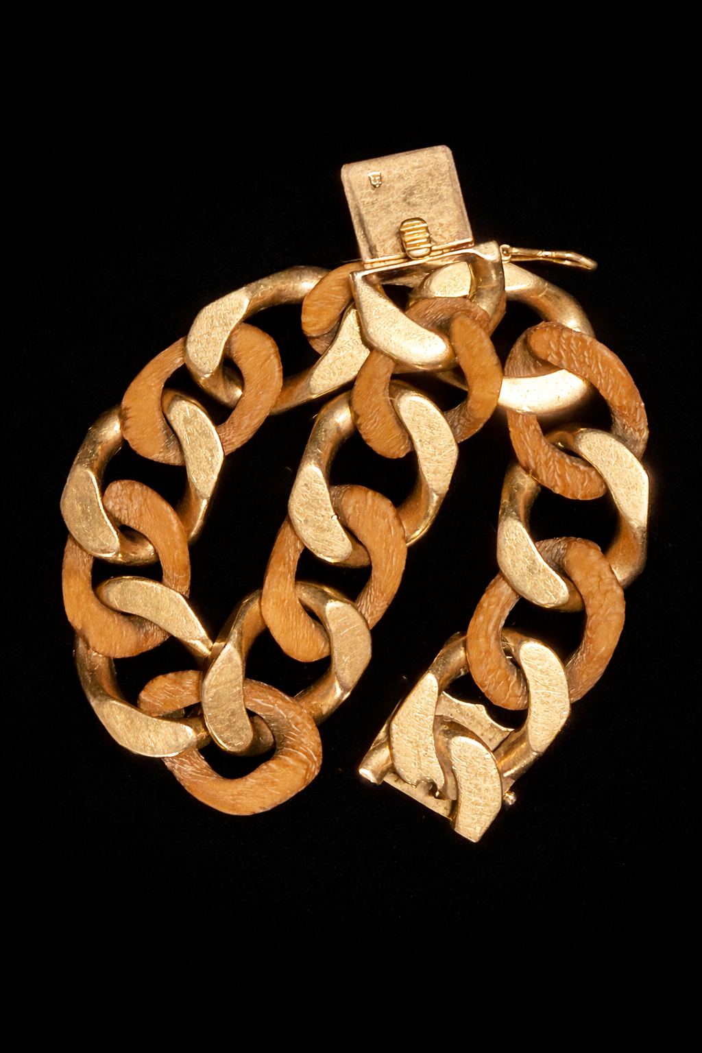 Vintage VCA 18k and Wood Link Curb Bracelet