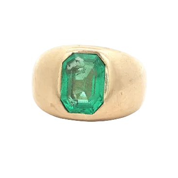 Vintage Flush Set Colombian Emerald Ring