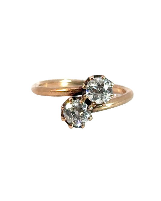 Antique Old Mine Cut Diamond Gold Toi et Moi Ring