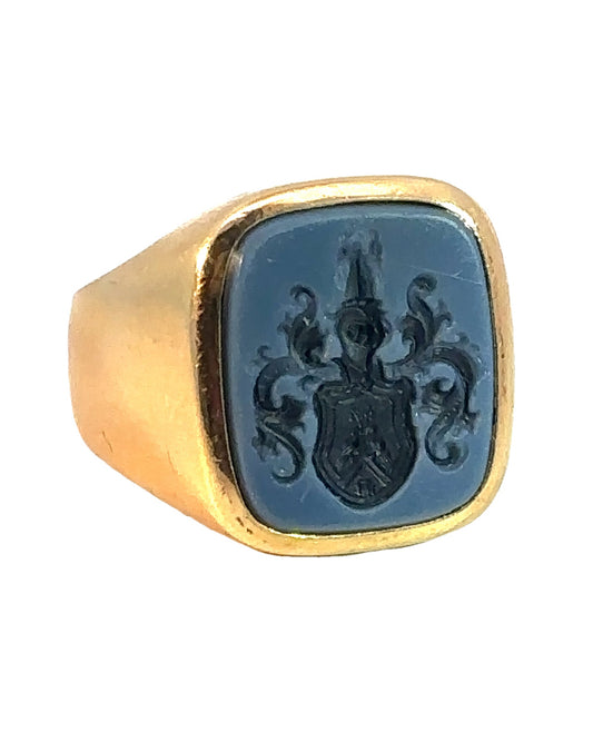 Antique 18k Yellow Gold Sardonyx Intaglio Crest Signet Ring