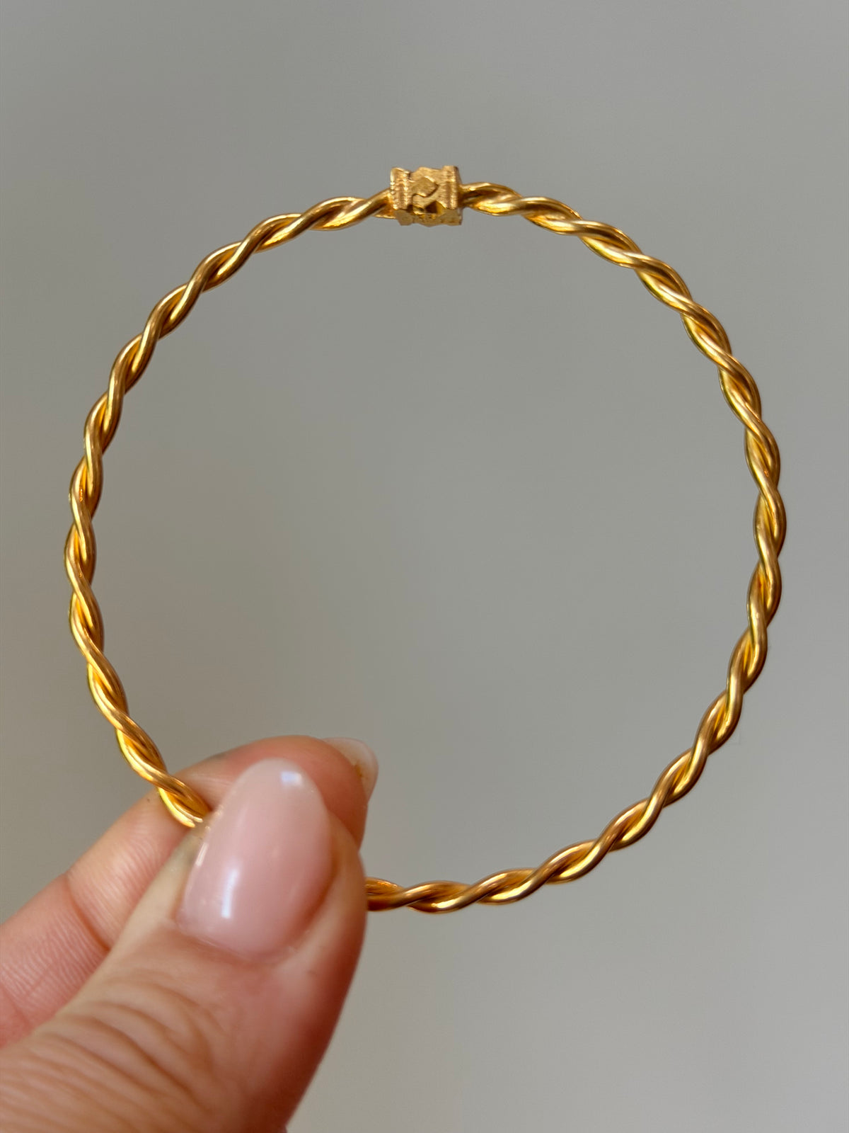 Vintage 22k Twisted Gold Bangle
