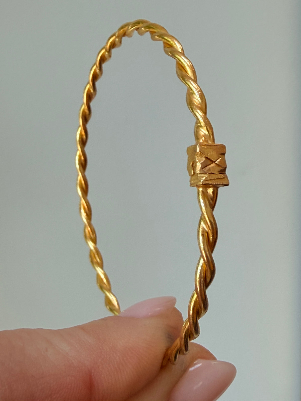 Vintage 22k Twisted Gold Bangle