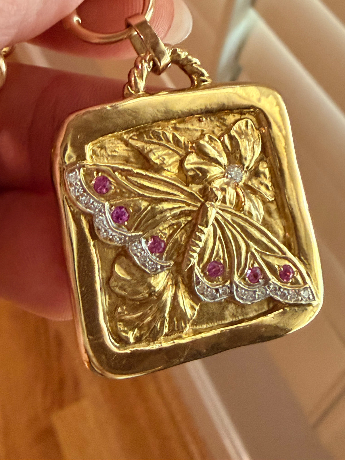 Vintage Seidengang Butterfly Pendant