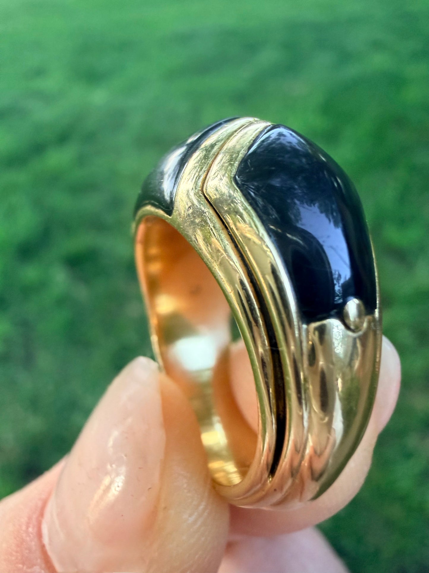 Vintage Bvlgari Domed Onyx and Gold Ring