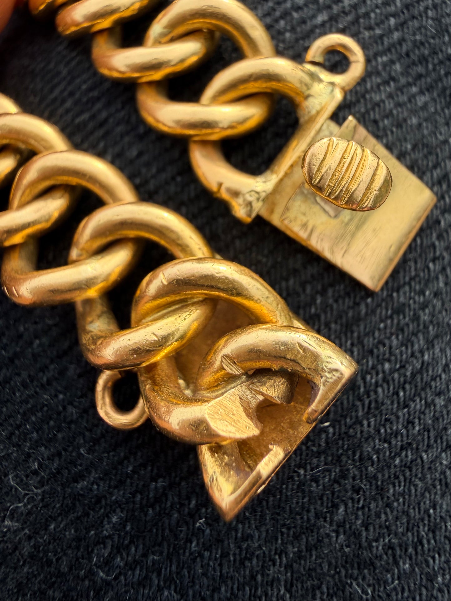 Vintage Circle Link Curb Bracelet