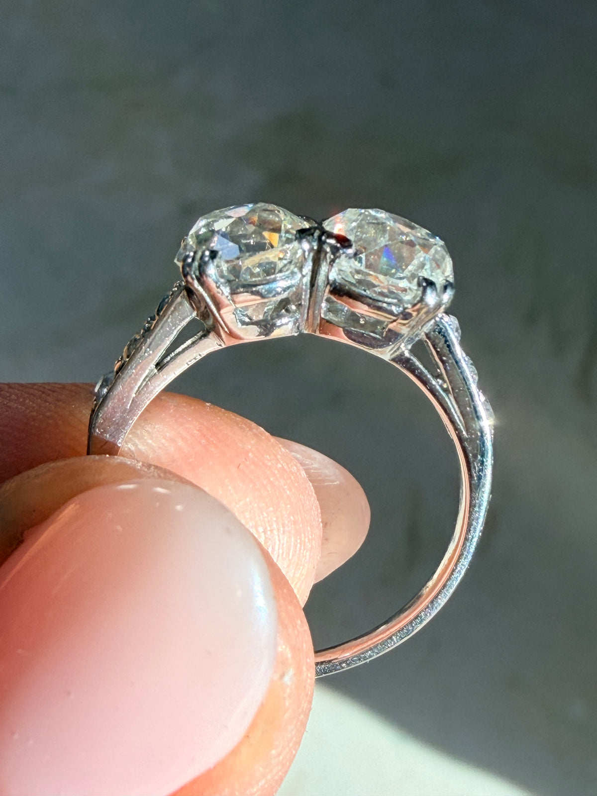 Edwardian 2.95 Carat Old Cut Diamond Two-Stone Ring