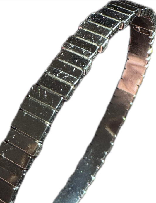 Dior 18k White Gold Mirror Bars Bangle