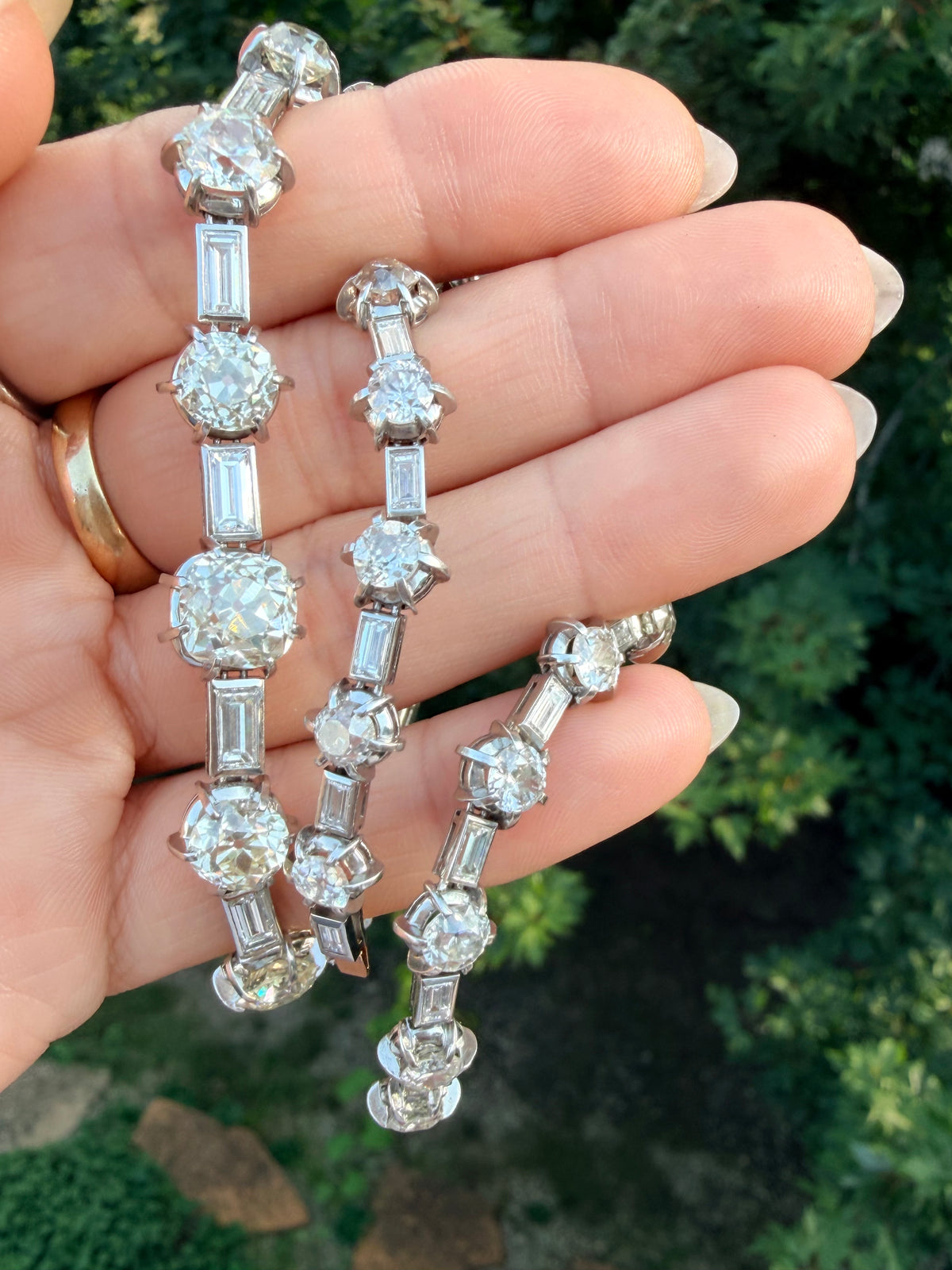 Antique Cut Diamond Mid-Century Platinum Collar Necklace