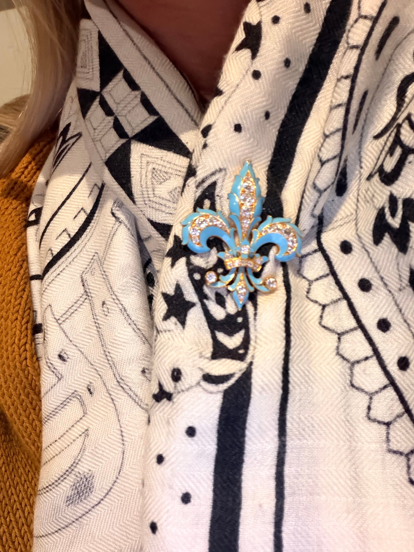 Victorian Enamel and Diamond Fleur-de-Lis Pendant Brooch