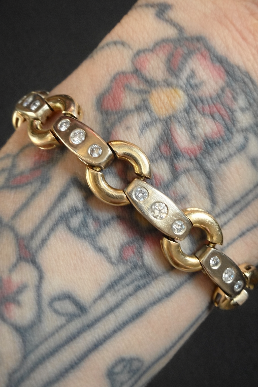 Vintage Diamond Two Tone Circle Bracelet