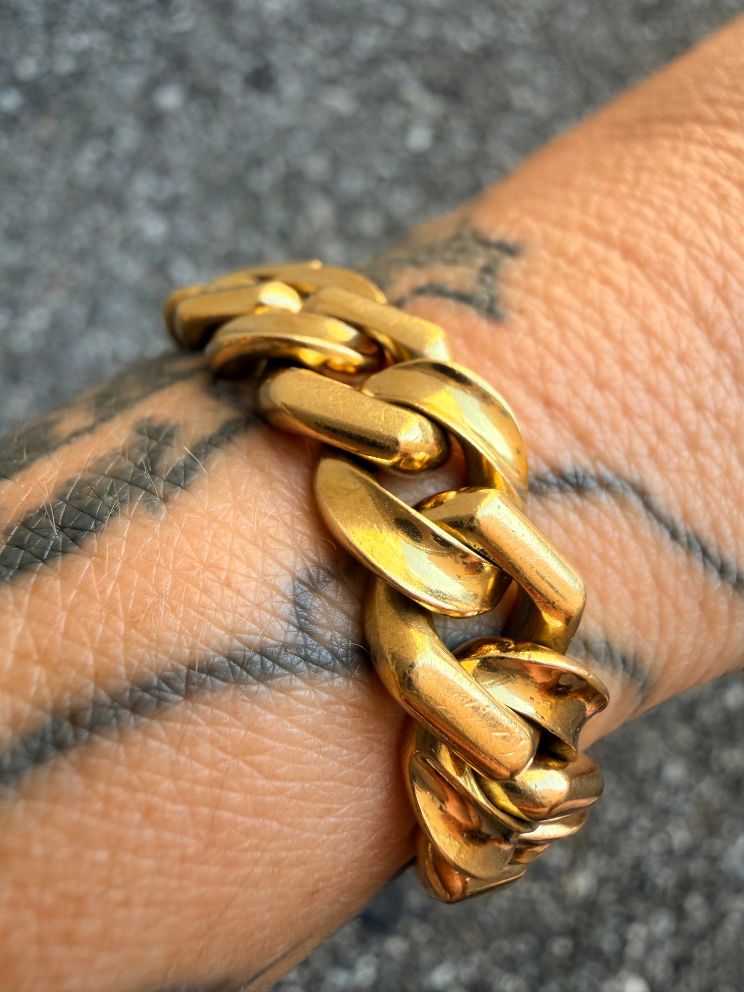 Vintage Bvlgari 18k Gold Curb Link Bracelet