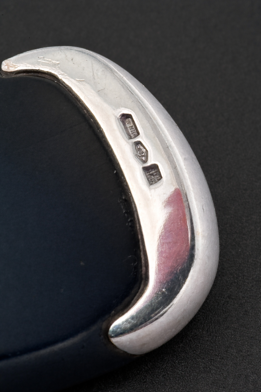 Enigma G Bvlgari Diamond Cuff