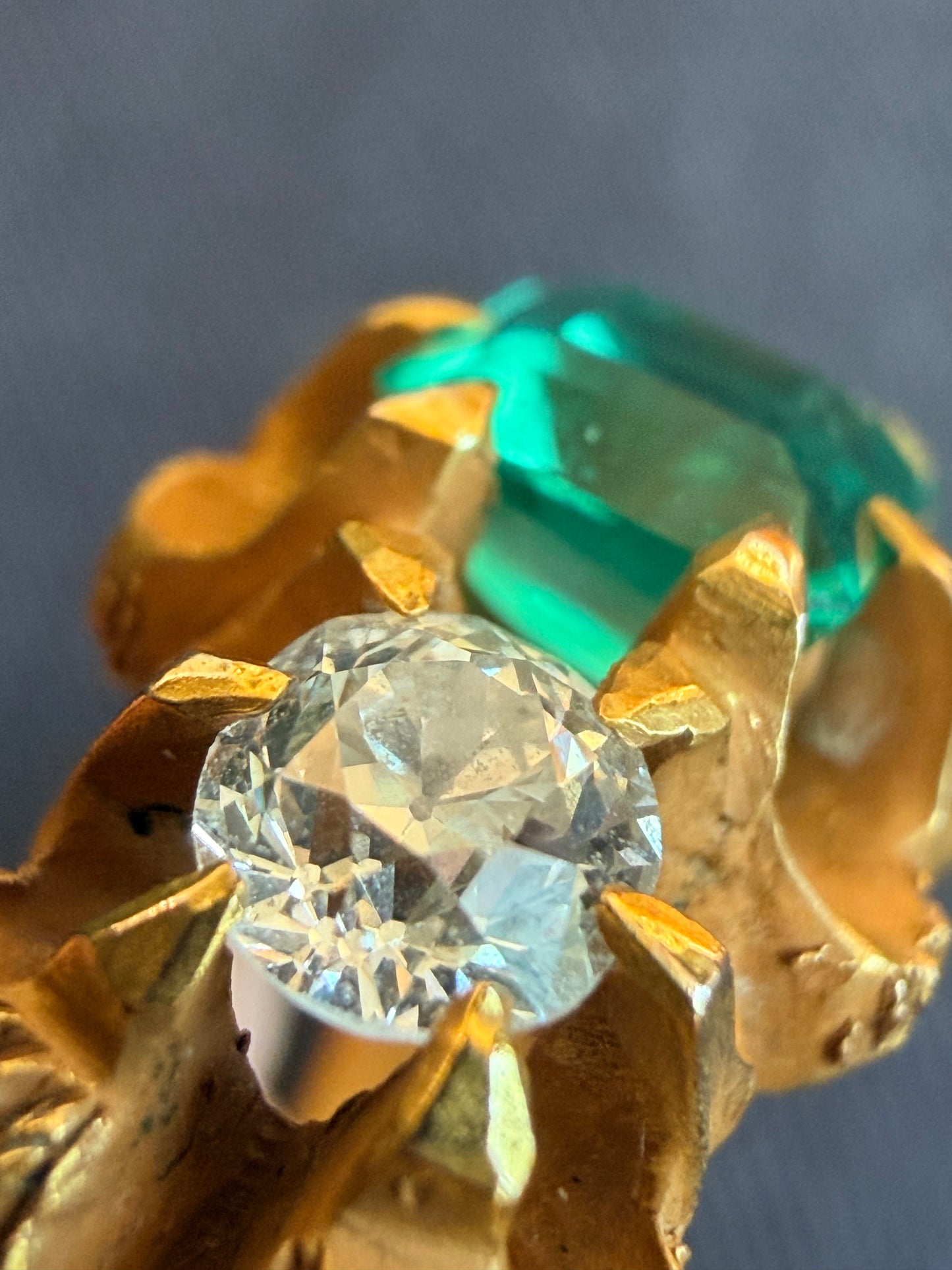 Vintage Emerald & Diamond Floral Ring