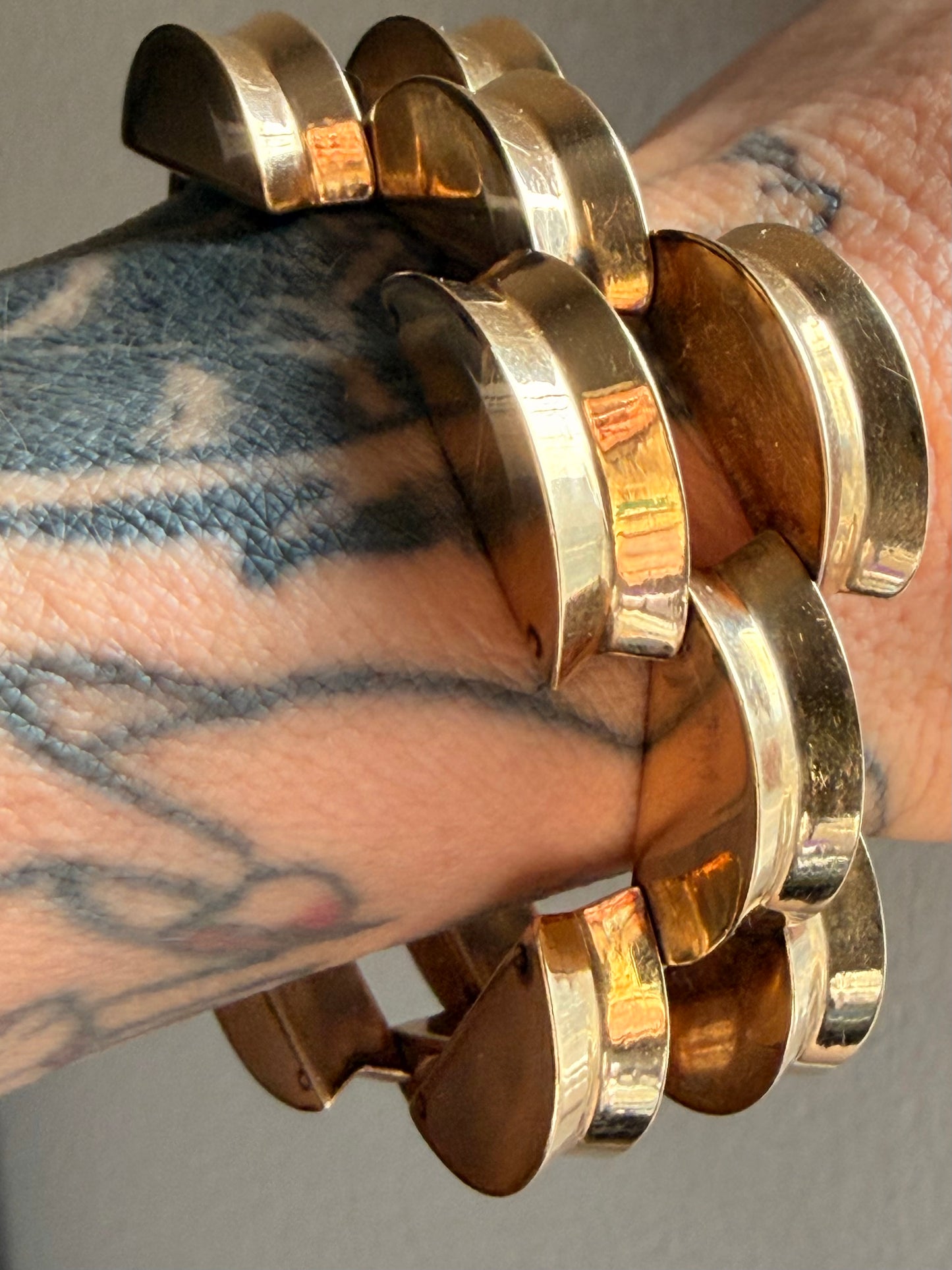 Retro Vintage Tank Bracelet