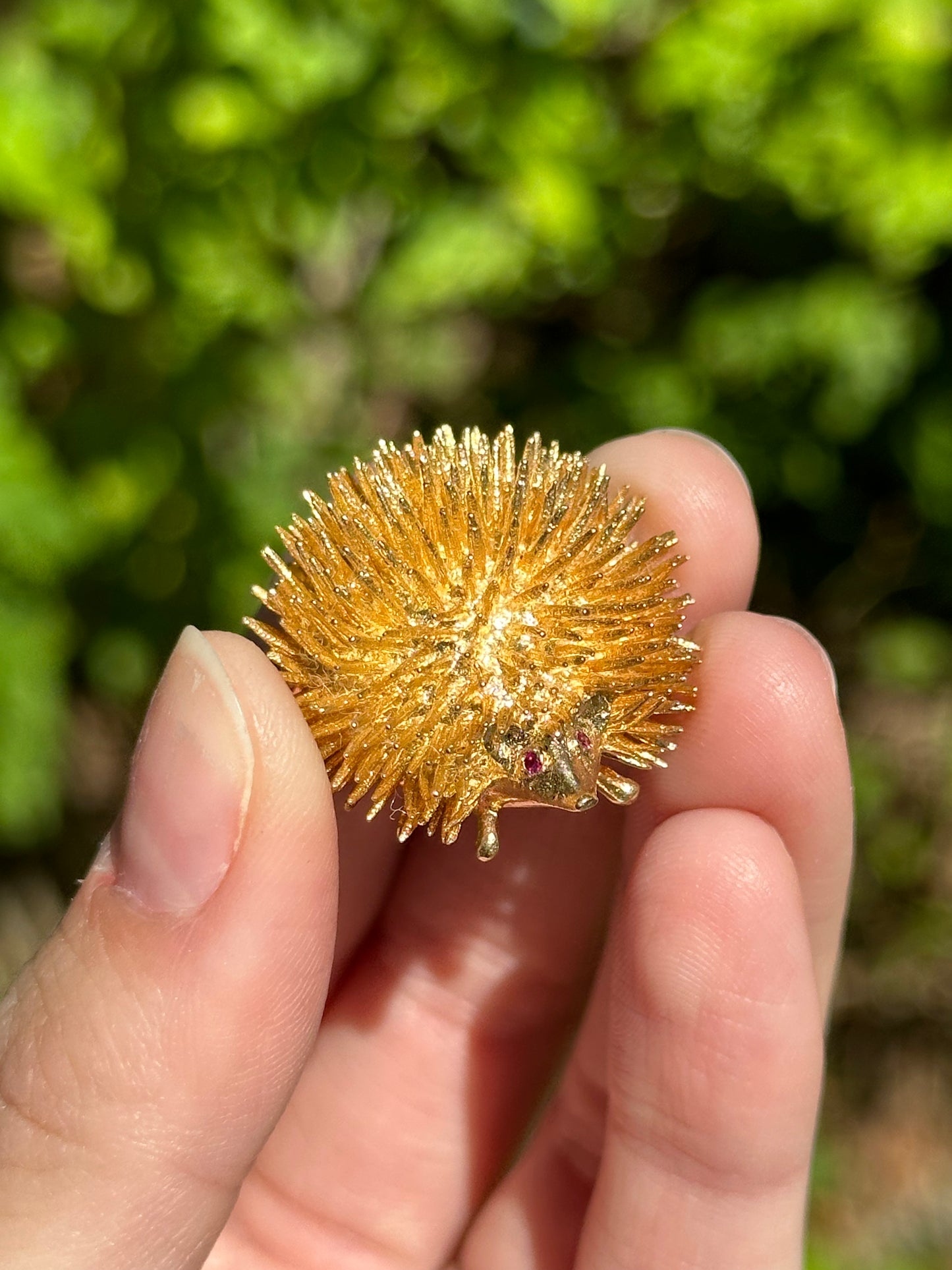 Vintage 14k Yellow Gold Golden Porcupine Brooch