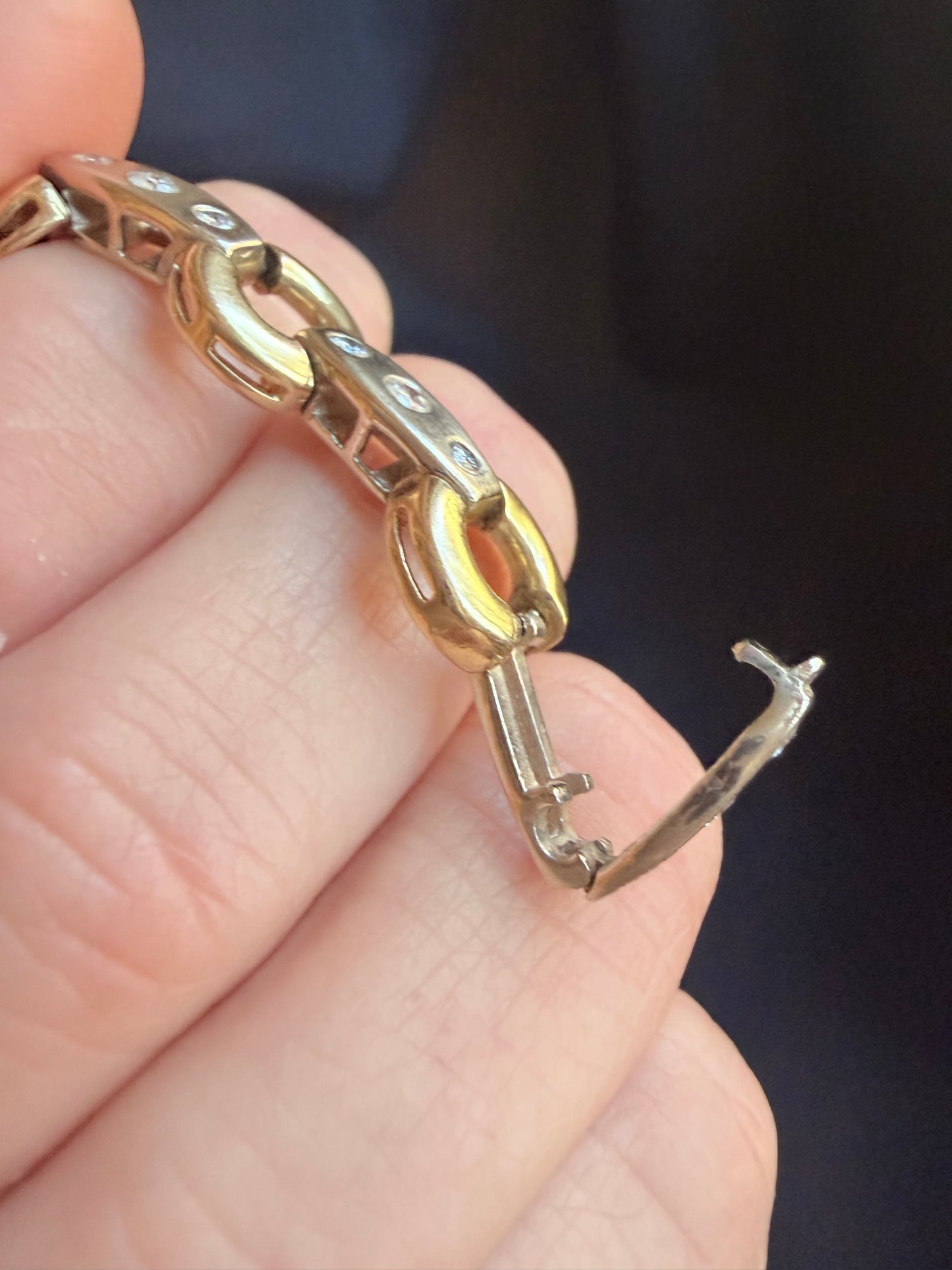 Vintage Diamond Two Tone Circle Bracelet