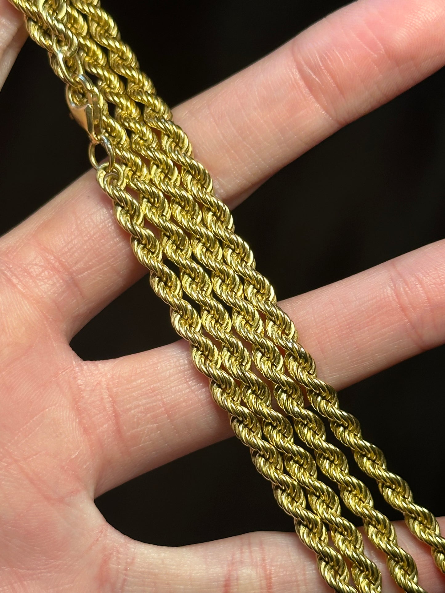 Vintage 18k Yellow Gold Solid Rope Chain