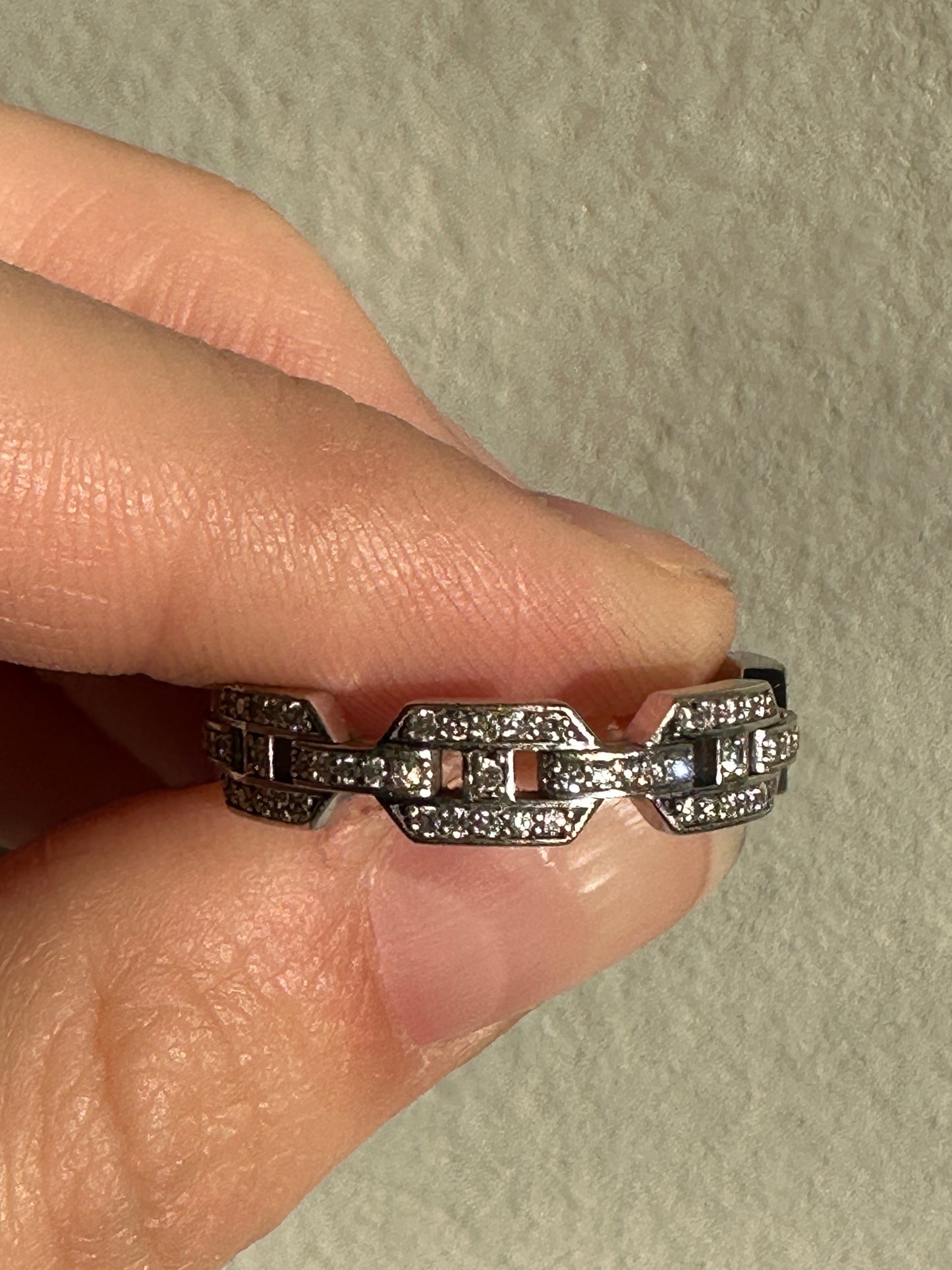 Estate 14k White Gold Pave Diamond Link Ring