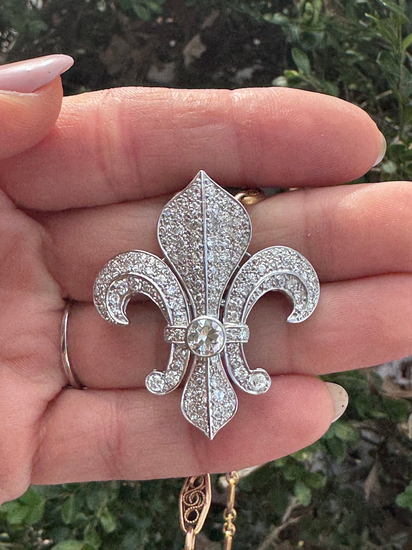 Mid Centrury Fleur-de-lis Diamond Brooch Pendant
