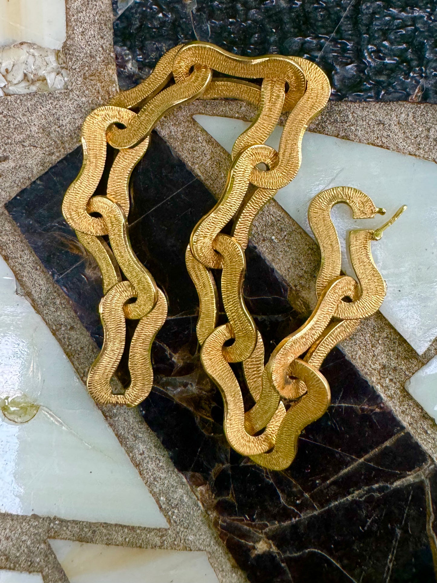 Vintage 18k Yellow Gold Textured Link Bracelet