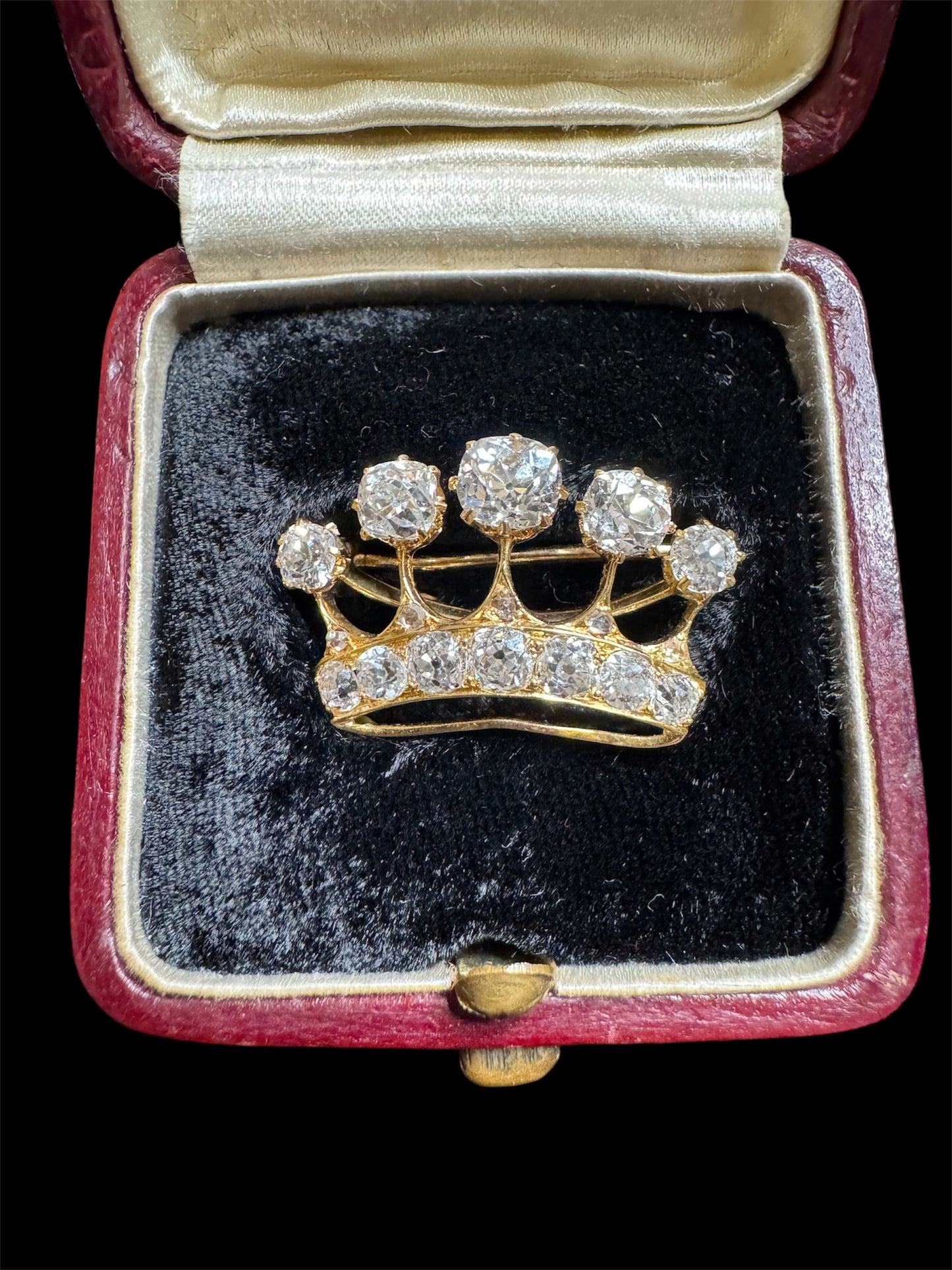 Victorian Old Mine Cut Diamond Crown Brooch