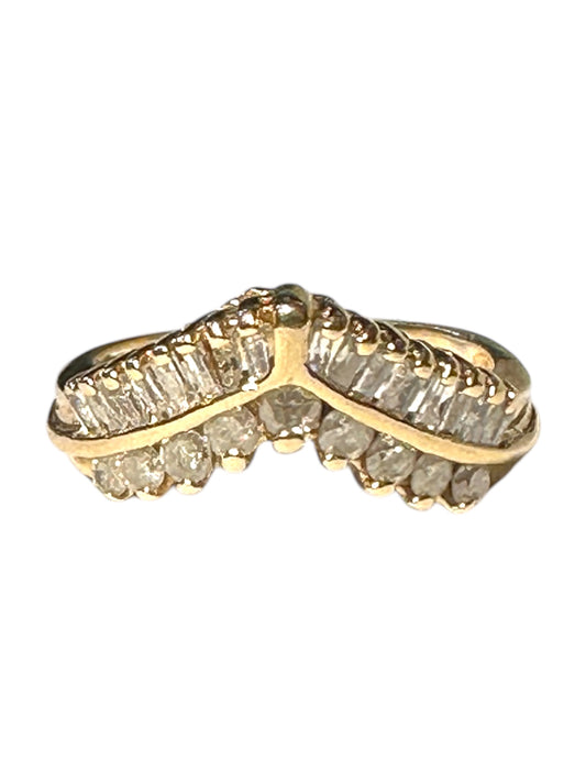 Vintage Diamond and Yellow Gold Chevron Ring
