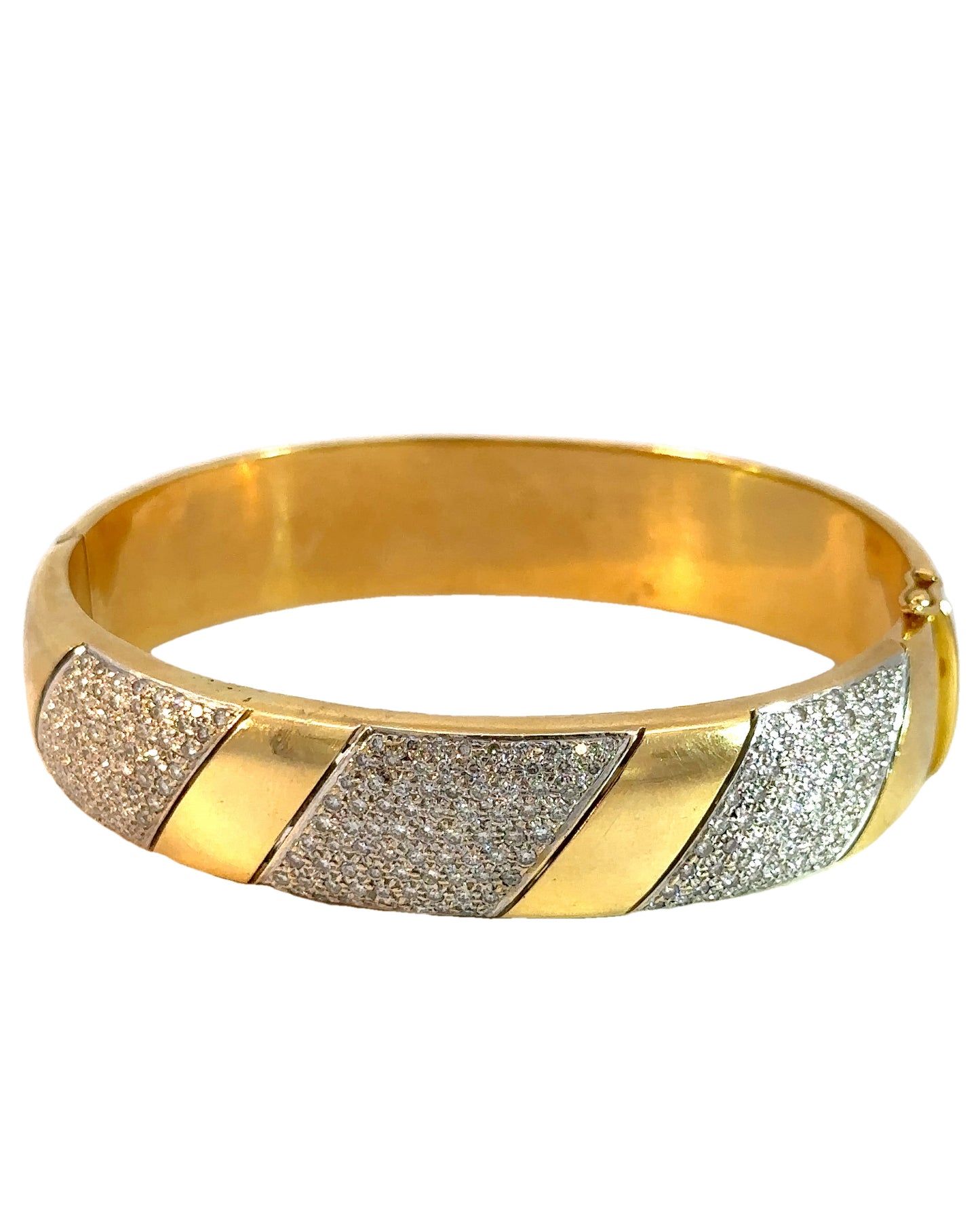 Vintage Pavé Diamond and 18k Yellow Gold Bangle Bracelet