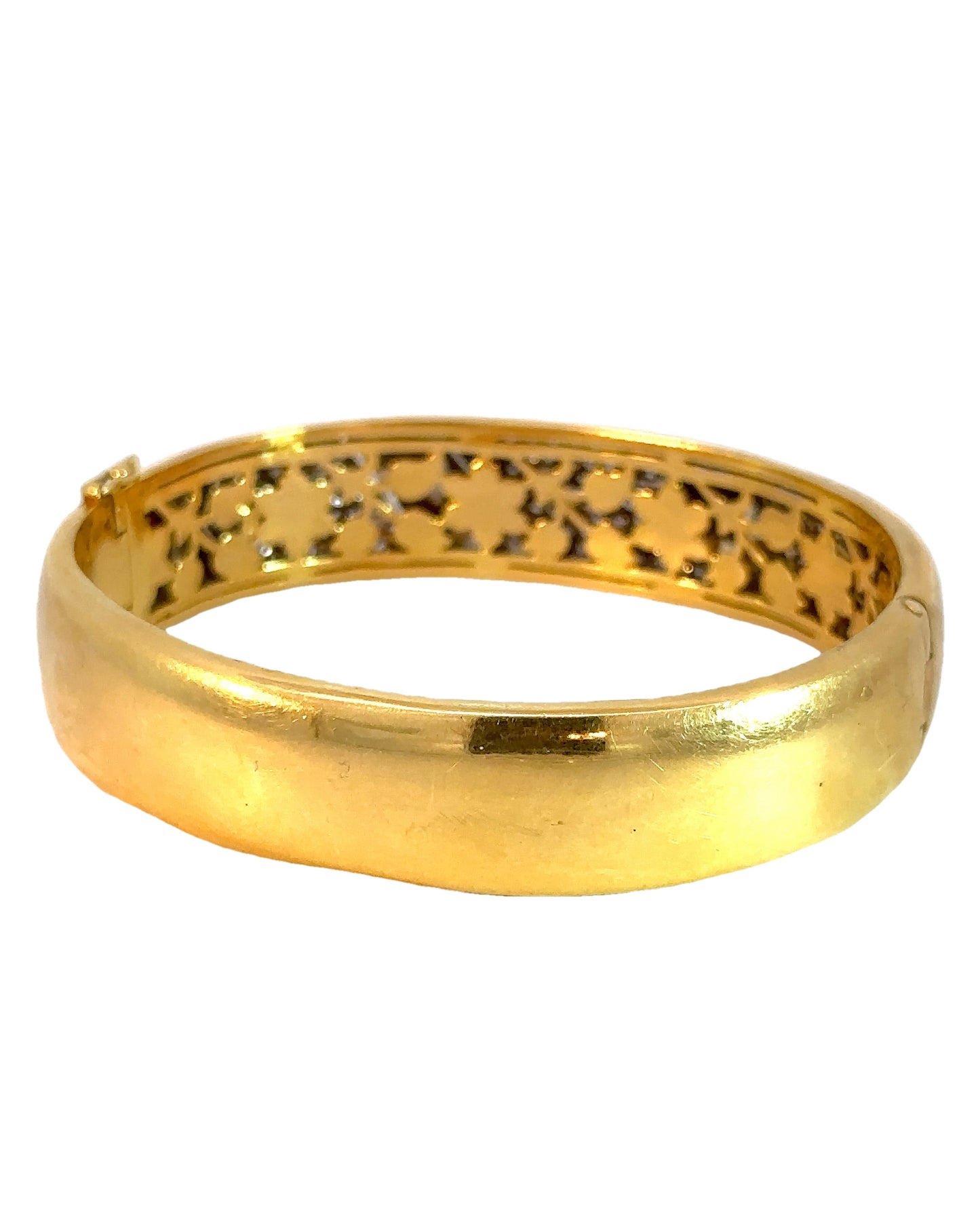 Vintage Pavé Diamond and 18k Yellow Gold Bangle Bracelet